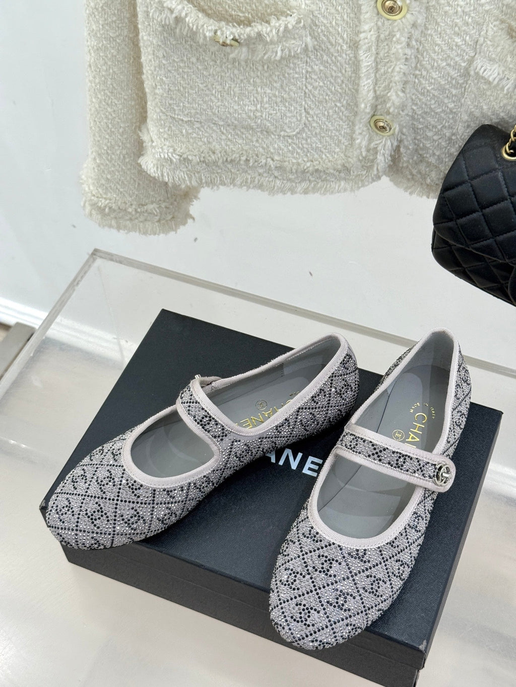 CHANEL FLAT MARY JANE 25SS IN GREY EMBELLISHED WITH RHINESTONES